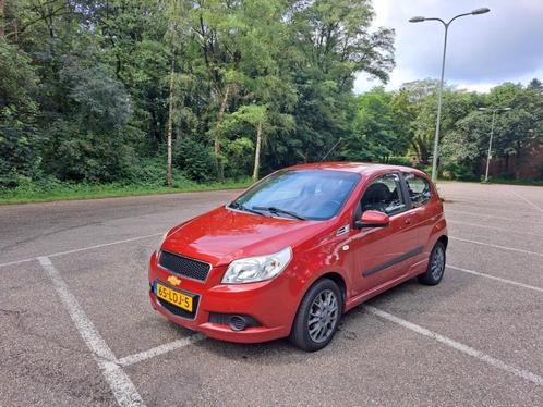 Chevrolet Aveo 1.2 16V 3D 2010 Rood