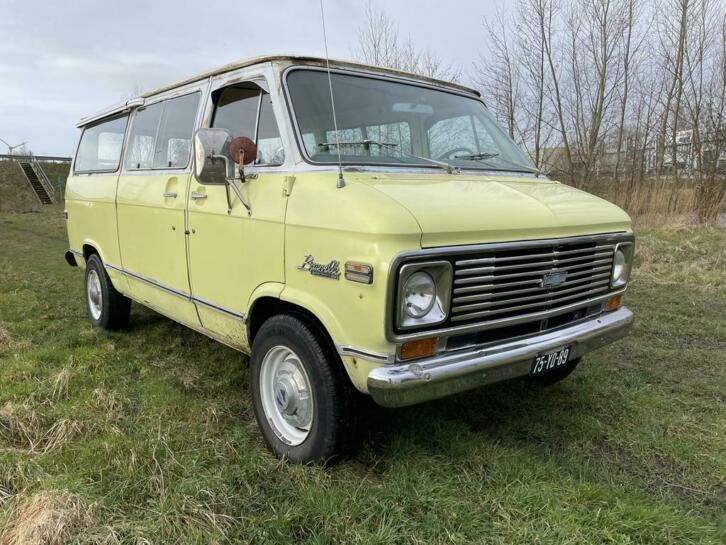 Chevrolet Beauville Sportvan G30 V8 automaat 1974 Chevy van