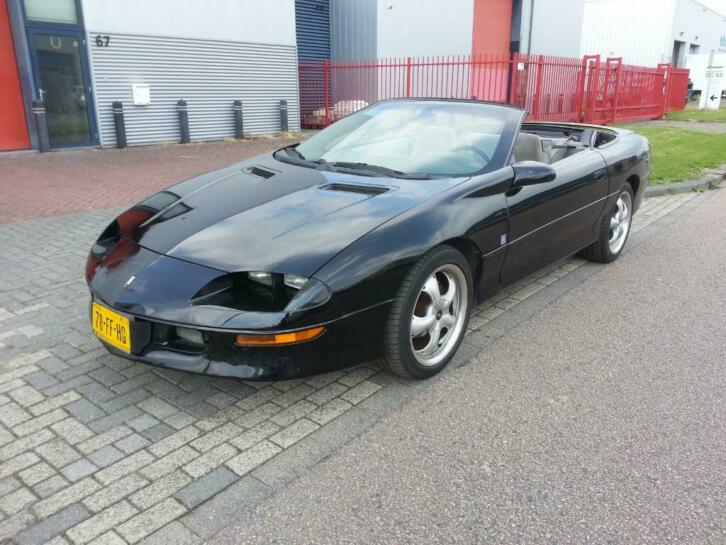 Chevrolet Camaro RS Cabriolet 1997 Zwart