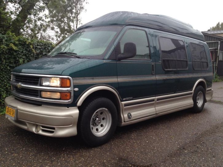 Chevrolet Express camper 1999