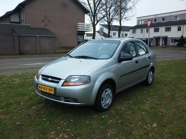 Chevrolet Kalos 1.4 Spirit sedan AIRCO  km stand 77624 