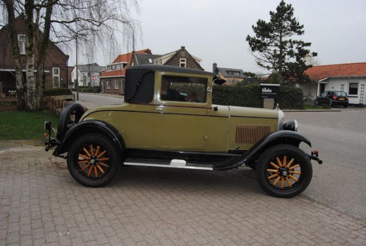 Chevrolet Nationaal 1928 Business Coupe 