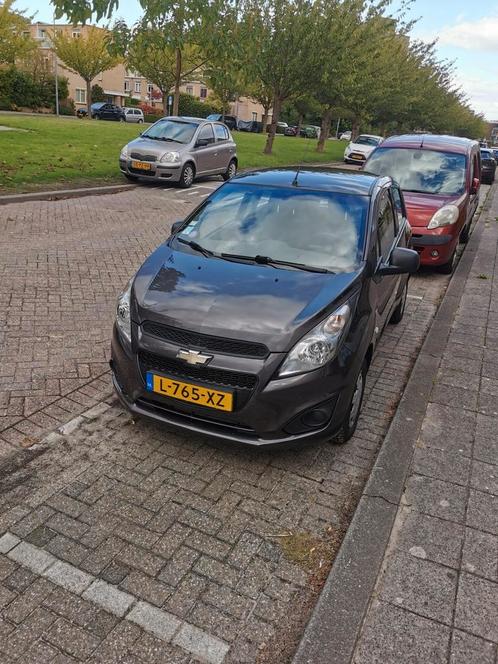 Chevrolet Spark 1.0 16V LE  Benzine 2013 Grijs, Nieuwe APK..