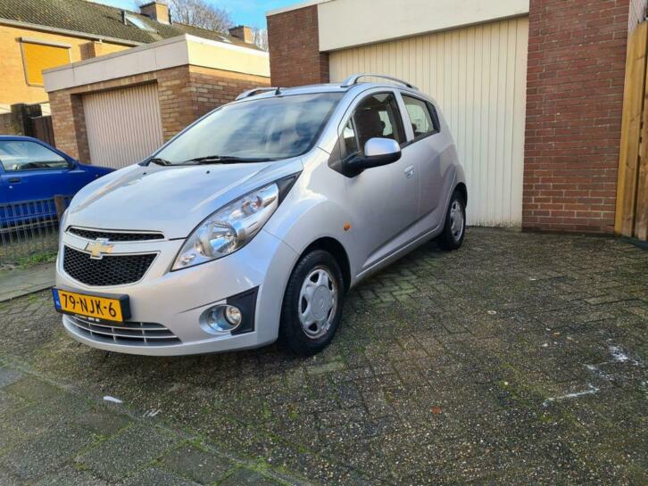 Chevrolet Spark 1.0 Benzine 2010 Grijs