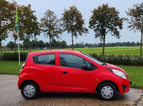 Chevrolet Spark 1.0 Benzine  2010 Rood