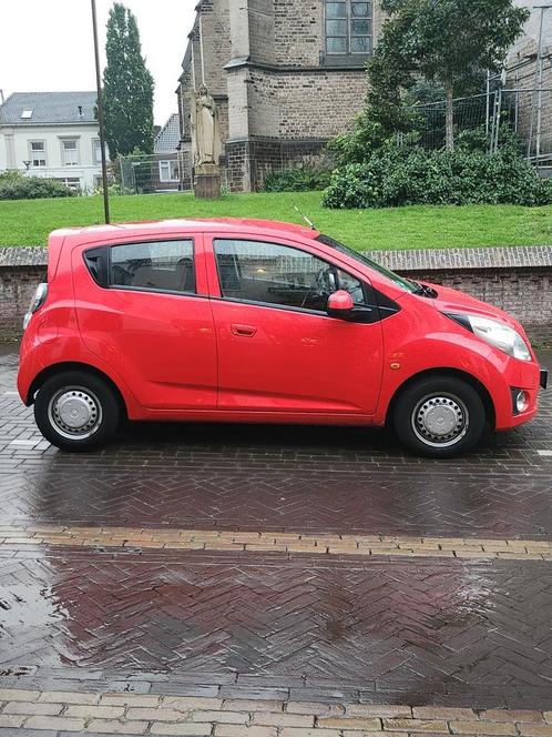 Chevrolet Spark 1.0 Bifuel 2011 Rood