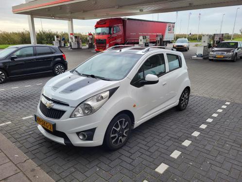 Chevrolet Spark 1.0 Bifuel 2011 Wit luxe uitvoering leer pdc