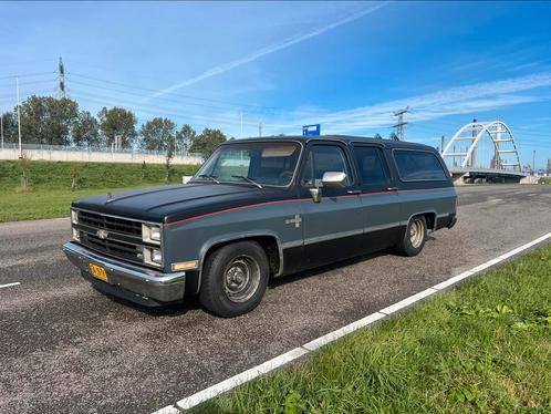 Chevrolet Suburban 5.7 C10 1983