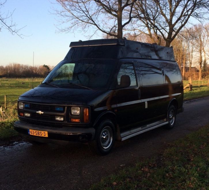 Chevrolet Van camper 3500kg trekgewicht kampeerwagen