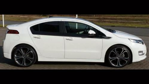 Chevrolet Volt LTZ Hybride.