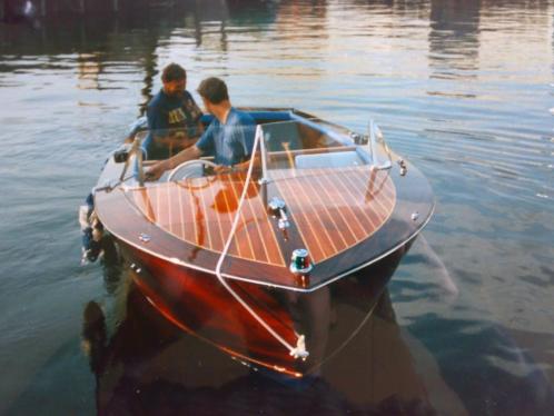 Chris craft cavalier 1959