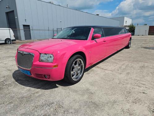 Chrysler 300 C Stretch Limousine Roze LPG BTW