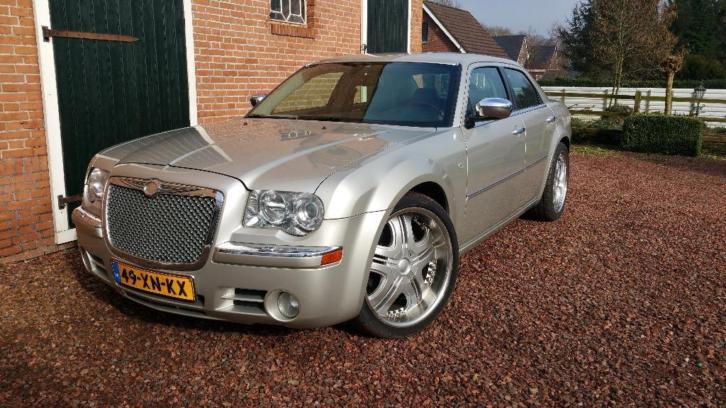 Chrysler 300C 3.0 CRD V6 AUT 2007 Grijs