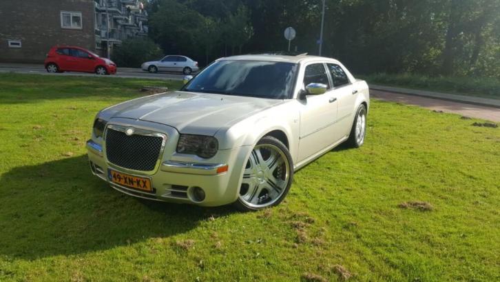 Chrysler 300C 3.0 CRD V6 AUT 2007 Grijs