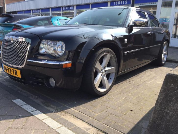 Chrysler 300C 3.0 CRD V6 AUT 2007 SCHERPE PRIJS  8.500,-