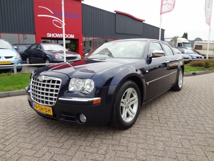 Chrysler 300C 3.0 V6 CRD AIRCO LEDER (bj 2006, automaat)