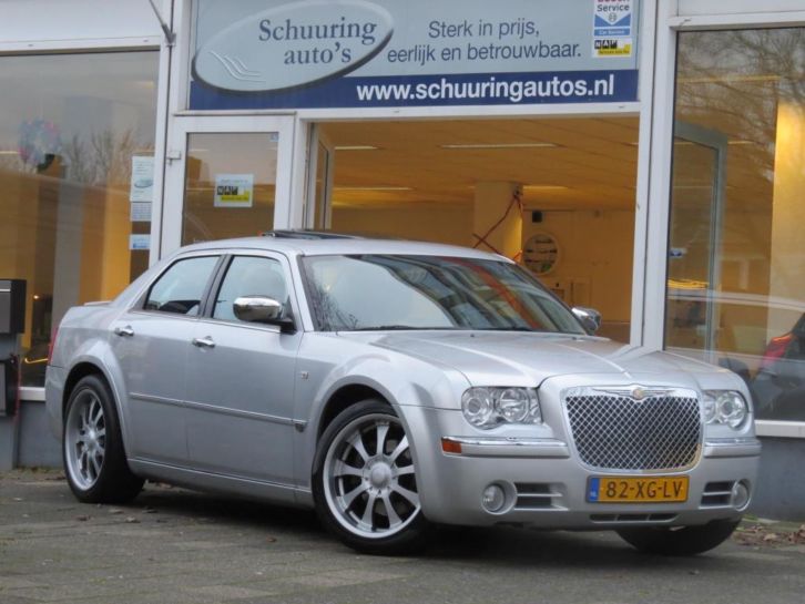 Chrysler 300C 3.5 V6LederFull NavPDCAutomaatLM Wielen 