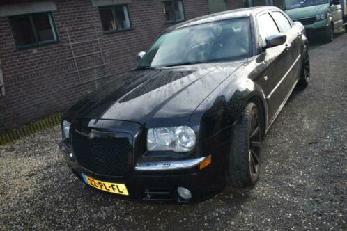 Chrysler 300C 5.7 V8 AUT 2004 Zwart