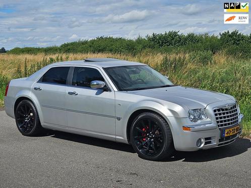 Chrysler 300C 5.7 V8 HEMI SRT-uitvoering  Yongtimer met sle