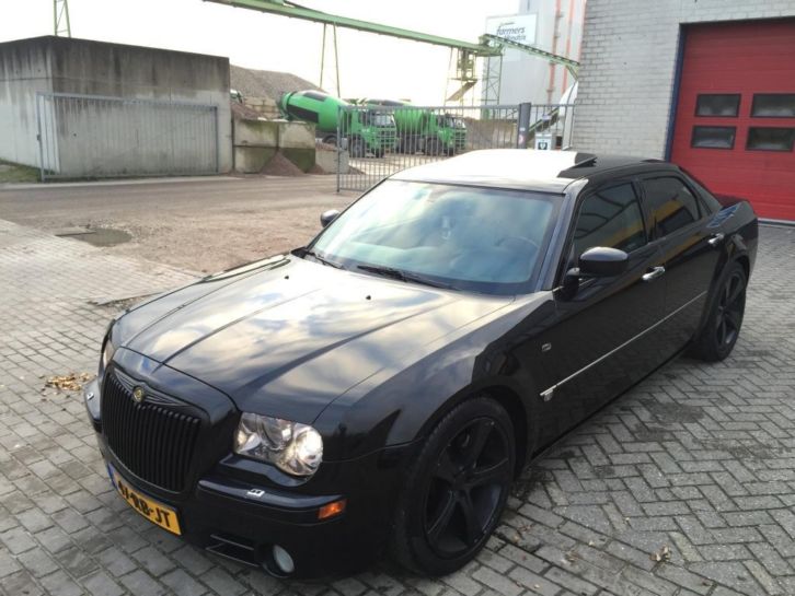 Chrysler 300C 5.7 V8 HEMI SRT8 Black on Black Nieuw motor