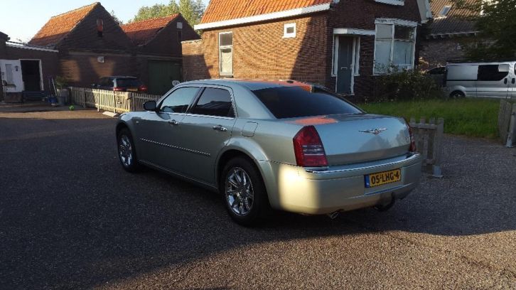 Chrysler 300C Hemi 2006 102000KM