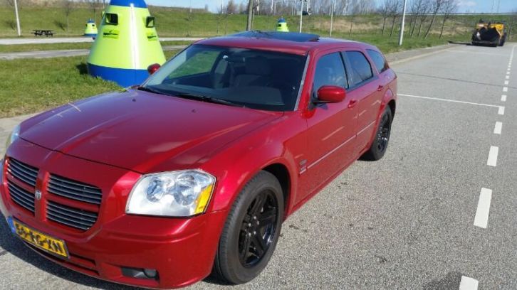 Chrysler 300c TouringDodge Magnum 5.7l HEMI lpg