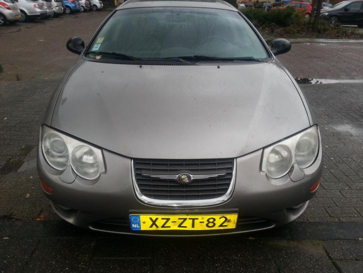 Chrysler 300M 2.7 I V6 AUT 1999 Grijs