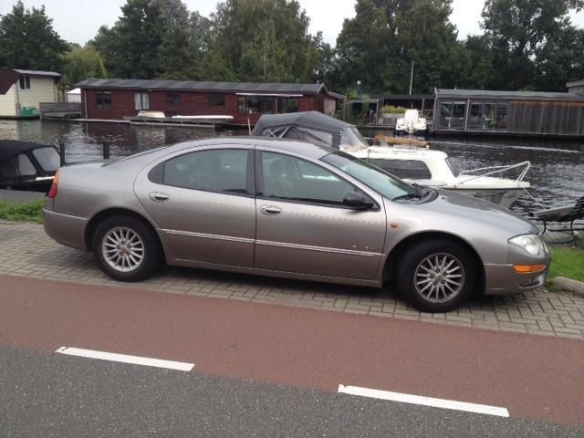Chrysler 300M 2.7 I V6 AUT 1999 Grijs