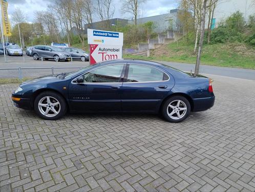 Chrysler 300M 2.7 I V6 AUT 2001 Blauw Bieden vanaf  2350