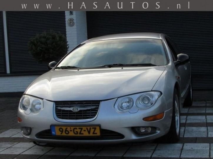 Chrysler 300m 3.5i-V6 LE bj 2001 VOL OPTIES Nette 300M