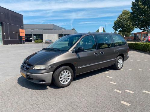 Chrysler Grand-Voyager 2.4 I AUT 2000 Grijs