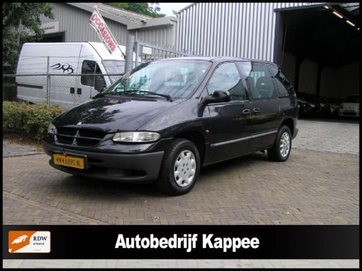 Chrysler Grand voyager 2.4 se stuurbekr airco nieuwe apk