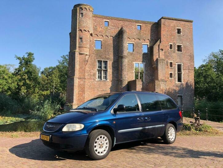 Chrysler Grand Voyager 2.4i SE Luxe 7 PERSOONS. APK TM 04-0