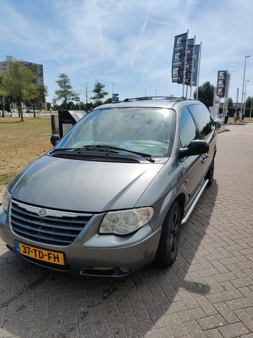 Chrysler Grand-Voyager 2.8 CRD AUT 2006 Grijs