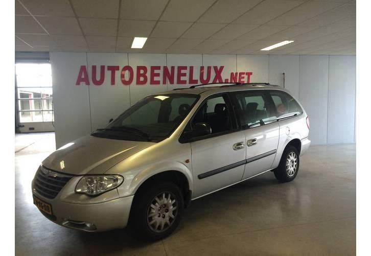 Chrysler Grand Voyager 3.3i V6 Business Edition-6-Persoons-A