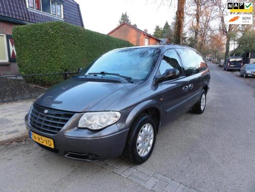 Chrysler Grand Voyager 3.3i V6 SE Luxe Aut 7 personen Stowamp