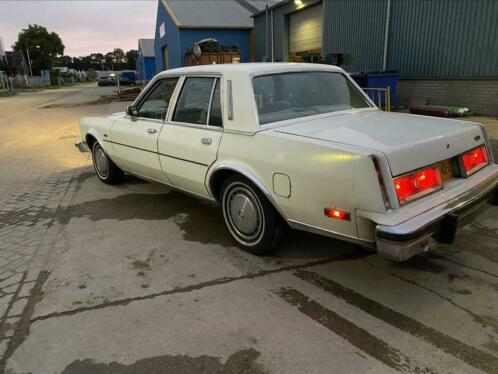 Chrysler LE-Baron 5.2 AUT 1981 Wit