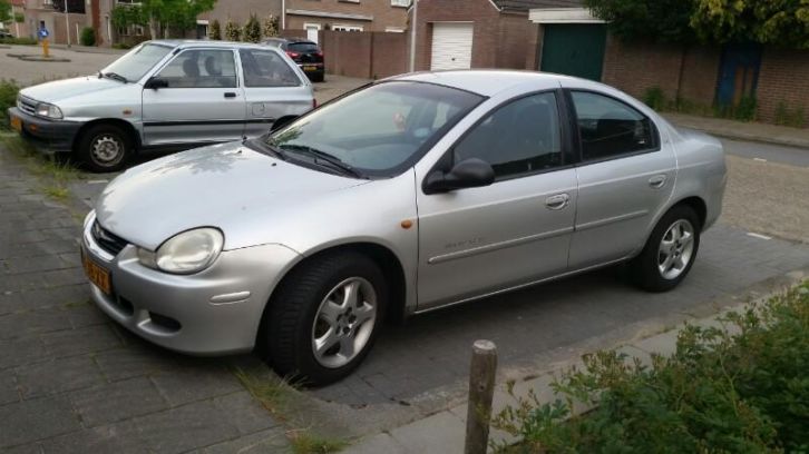 Chrysler Neon 2.0 I 16V 2002 Grijs