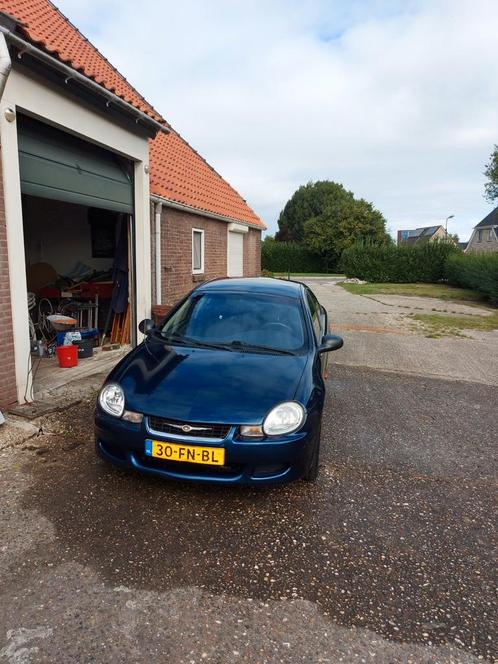 Chrysler Neon 2.0 I 16V AUT 2000 Blauw