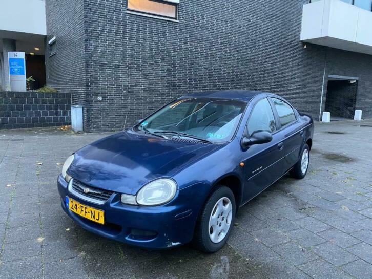 Chrysler Neon 2.0 I 16V SE AUTOMAAT AIRCO 750 NIEUWE APK