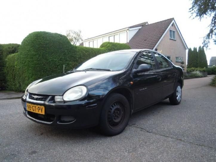 Chrysler Neon 2.0i-16V LE (bj 2001)