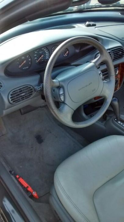 Chrysler Stratus 2.5 I 24V LX Convertible AUT 1998 Groen