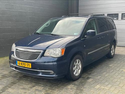 Chrysler Town amp Country 2012  Automaat  Leder  7 persoons