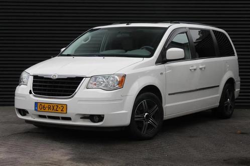 Chrysler Town amp Country 3.8 V6  7 Persoons  Zeer luxe 