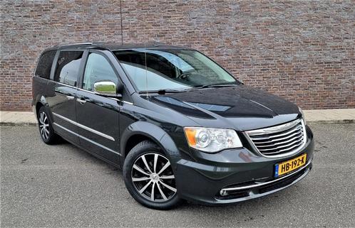 Chrysler Town amp Country  Grand Voyager Limited 3.6 V6 2011