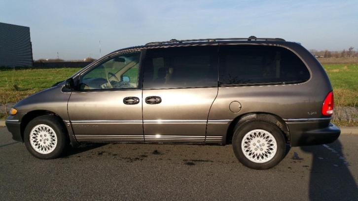 Chrysler Townampcountry Grand Voyager YOUNGTIMER 3.3 automaat