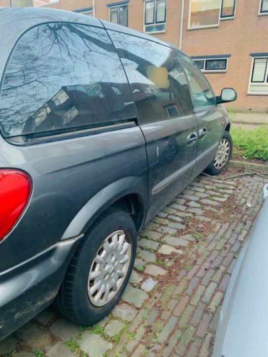 Chrysler Voyager 2.4 I 2004 Grijs