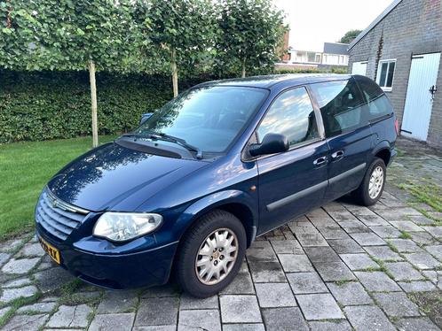 Chrysler Voyager 2.4 I 2005 Blauw