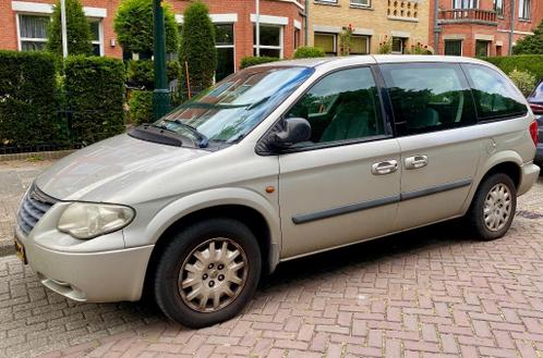 Chrysler Voyager 2.4 I 2007 Grijs