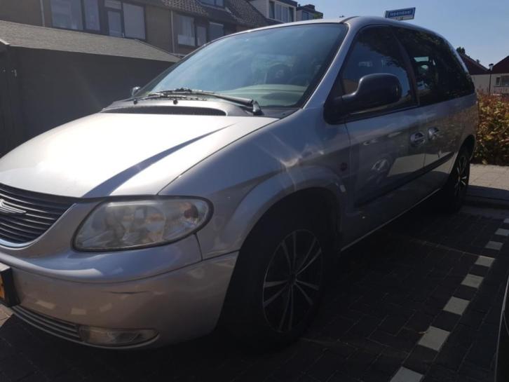 Chrysler Voyager 2.4 I AUT 2003 Grijs vakantie auto